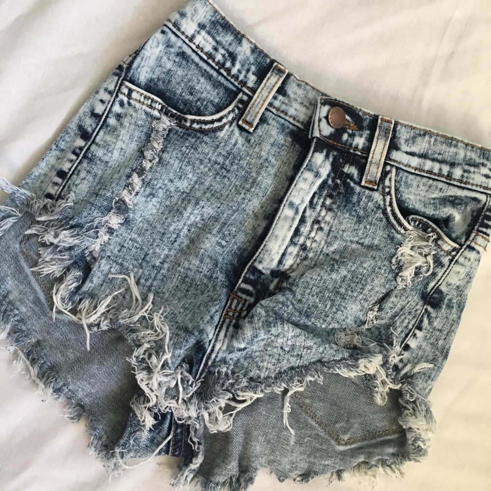 Cute high waisted shorts